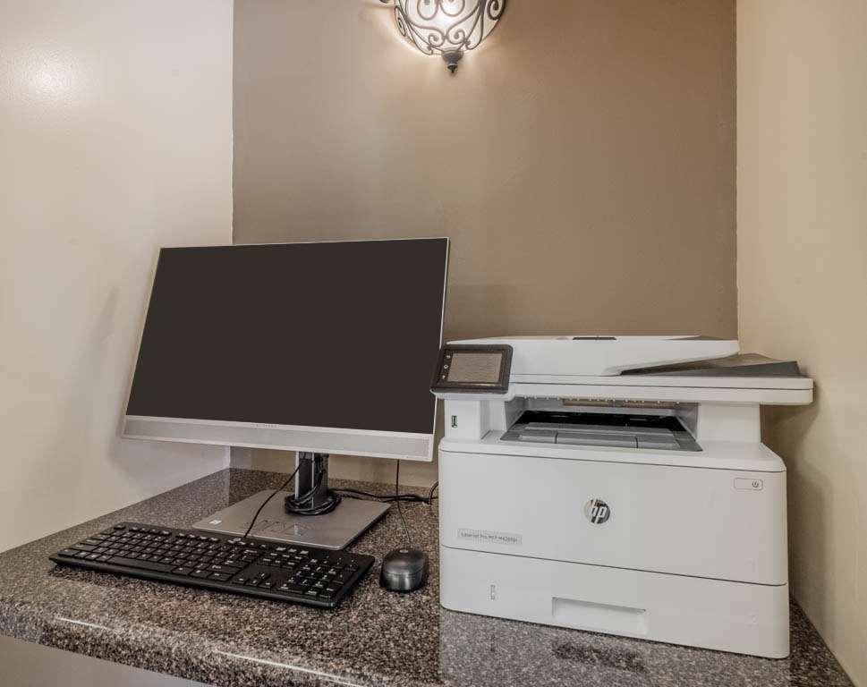 Sonesta Simply Suites Cleveland North Olmsted Airport Servizi foto